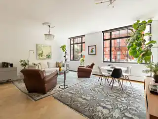 Fabulously Spacious Open-flow Home