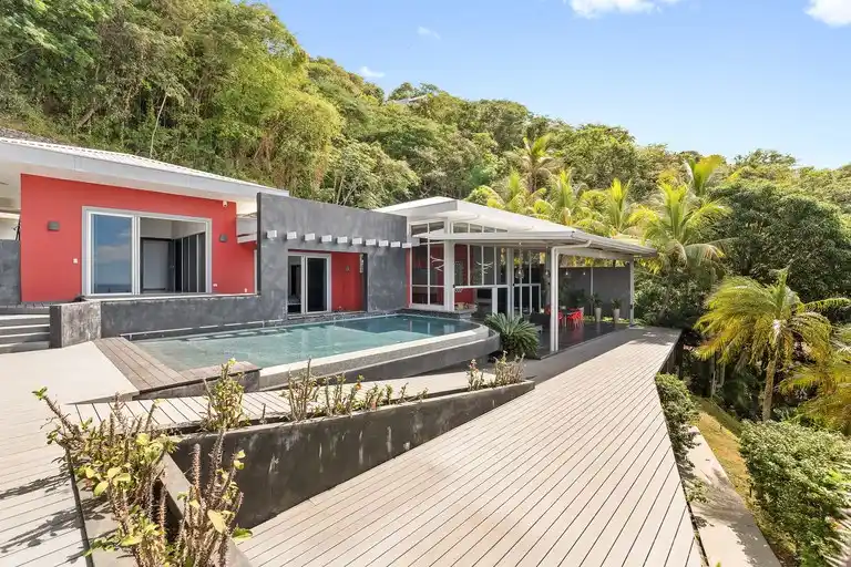 Prieta Sunsets: Amazing Ocean Views Plus Guest House and Room to Expand