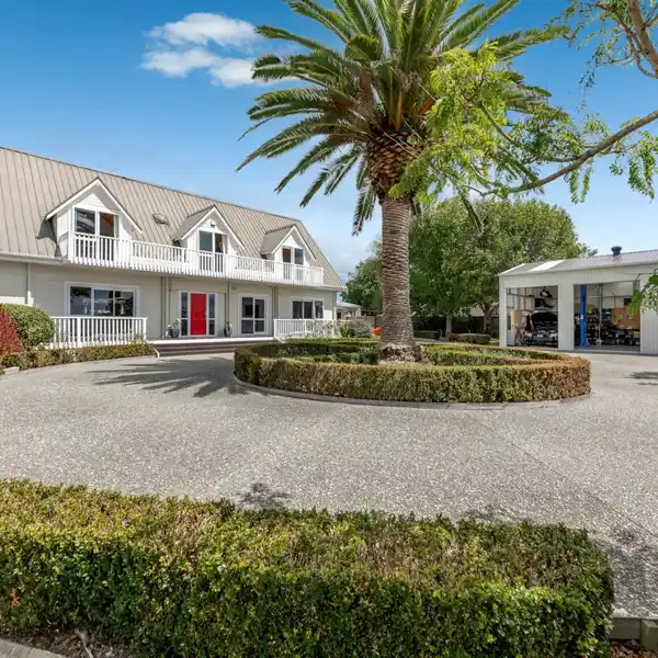 STUNNING HALF-ACRE ESTATE