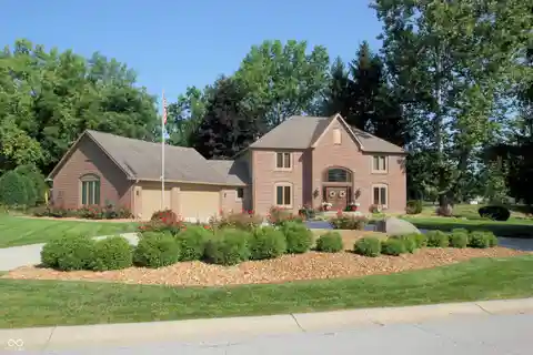 Elegant Golf Course Home with Designer Finishes