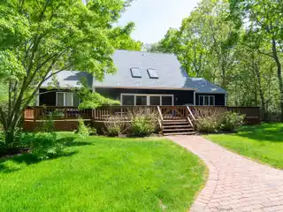 Modern Sagaponack Retreat