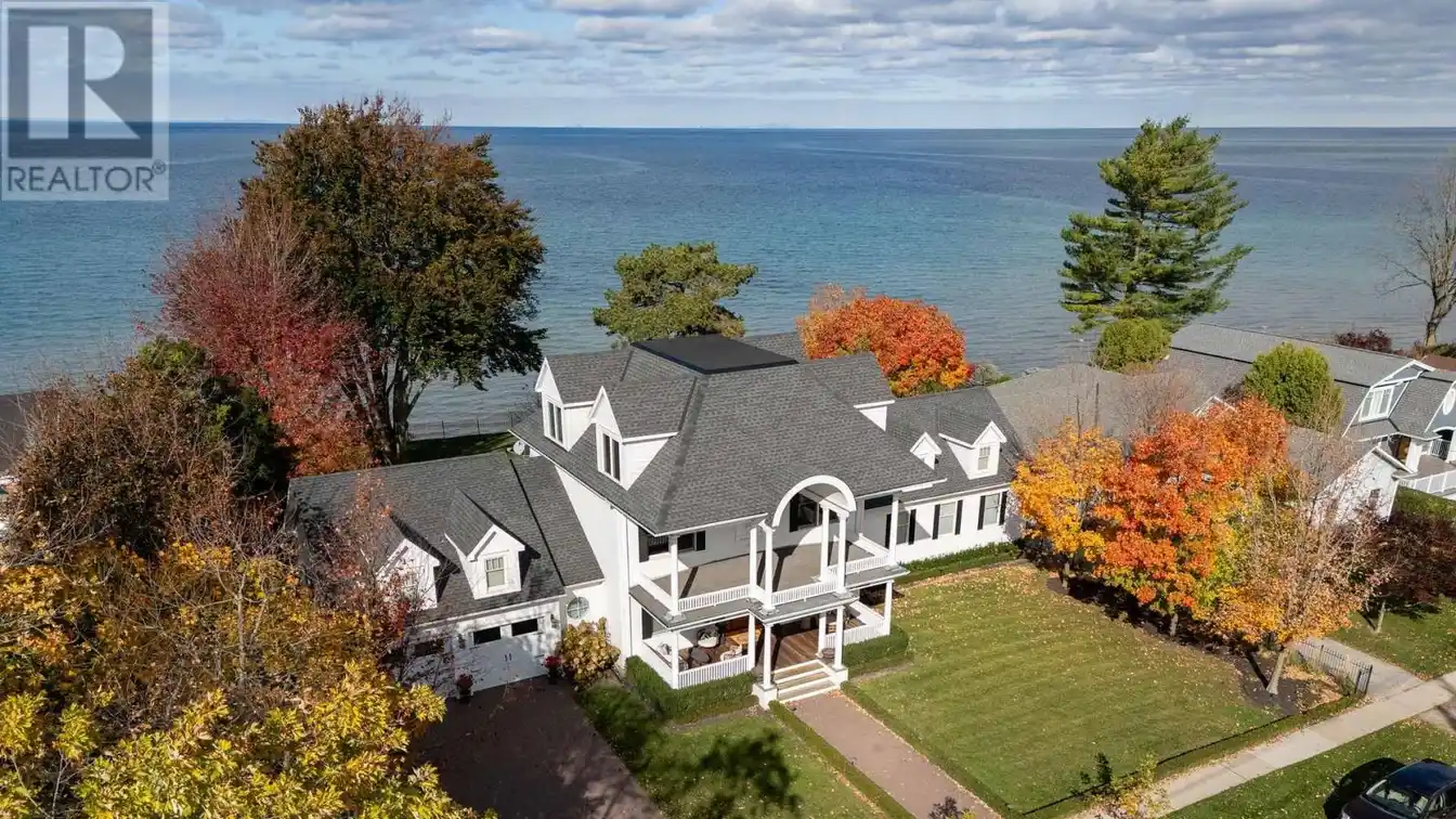 Generational Mansion on Lake Ontario