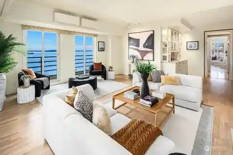 Spacious and Elegant Three Bedroom Home Above It All