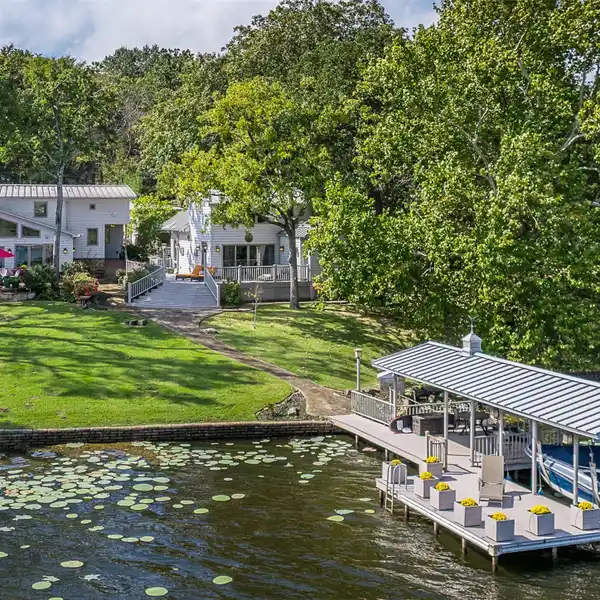 WATERFRONT LUXURY WITH SMART HOME FEATURES