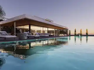 The Ultimate Expression of Luxurious Simplicity