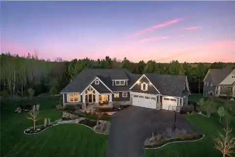 Style and Functionality in Hills of Troy