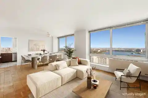 Spectacular Riverfront Views in Iconic Manhattan Residence