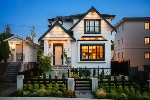 Special Opportunity in Hastings Sunrise