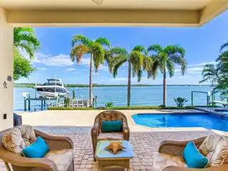 Luxury Waterfront Oasis