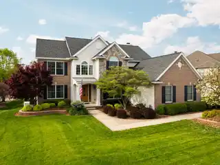 Custom-Built Home in Centennial Park