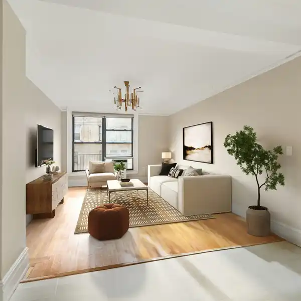 BRIGHT AND AIR HOME CLOSE TO RIVERSIDE PARK