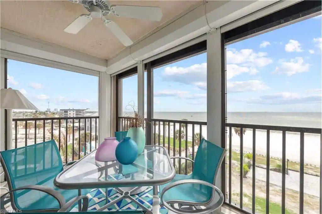 Turn-key Beachfront Unit in the Caper Beach Club