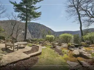 Refined Living Amid Nature’s Splendor