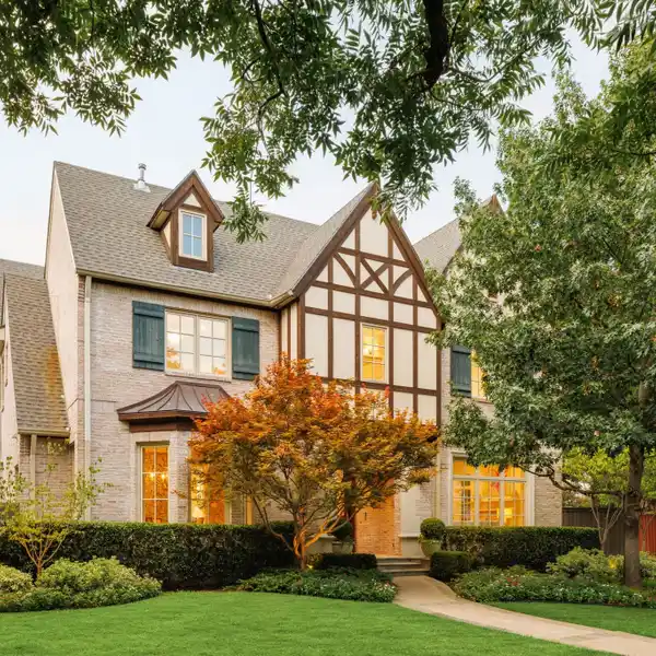 BEAUTIFULLY UPDATED HOME IN UNIVERSITY PARK