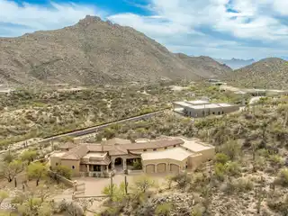 High-level Luxury in Canyon Pass at Dove Mountain