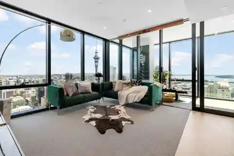 Iconic Skyline Residence