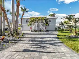 A Resort-like Experience on the South End of Estero Island