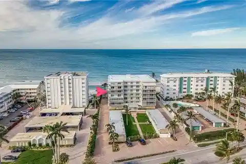 Gulf-front Condo in the Heart of the Moorings of Naples