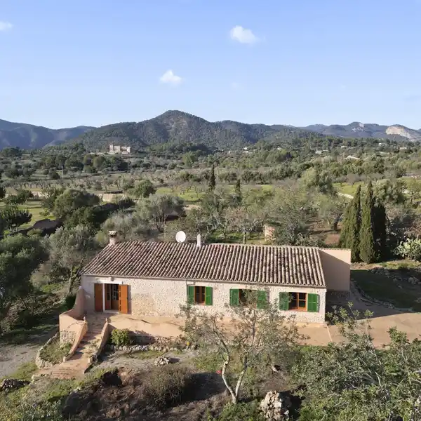 FINCA WITH POTENTIAL BETWEEN ALARó AND SANTA MARIA DEL CAMí