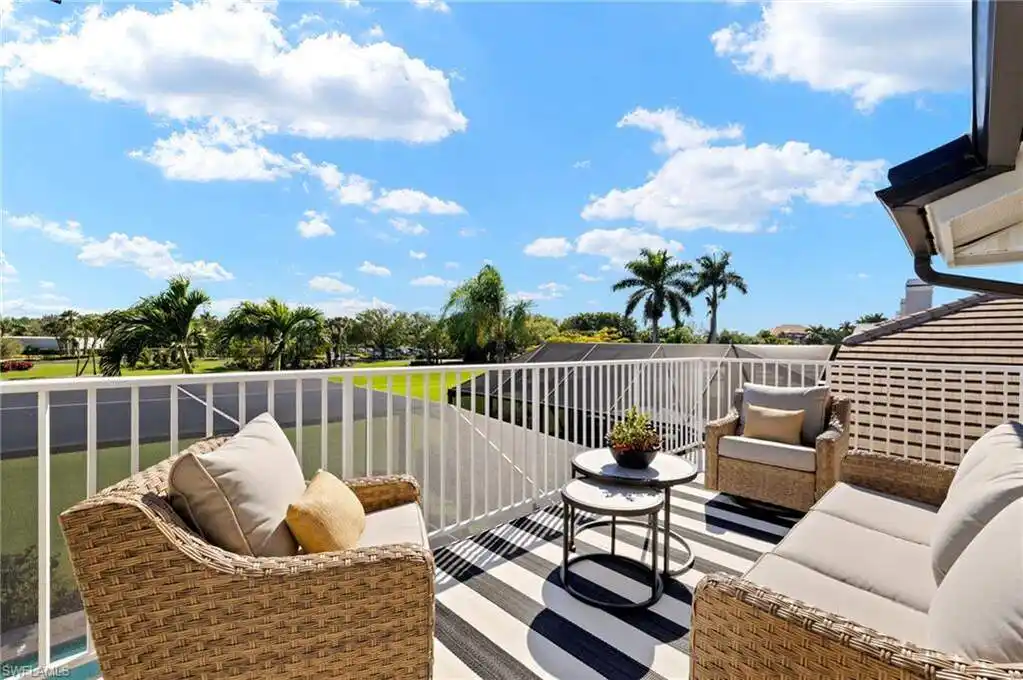 Thoughtfully Renovated Home in Clipper Clove