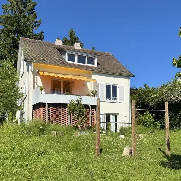 CHARMING HOME WITH GRANNY FLAT