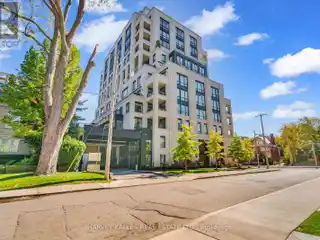 Distinguished Forest Hill Luxury Residence