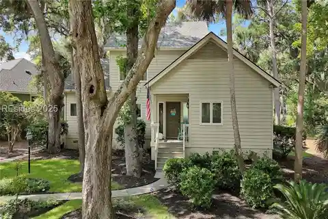 Spacious Home in the Heart of Palmetto Dunes