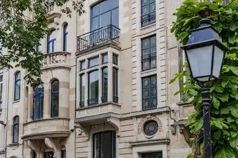 Elegant Triplex with Garden and Endless Potential