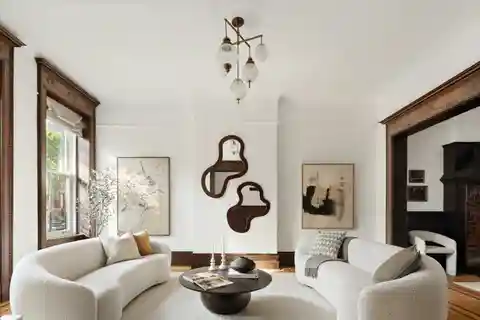 Polhemus Place Stunner