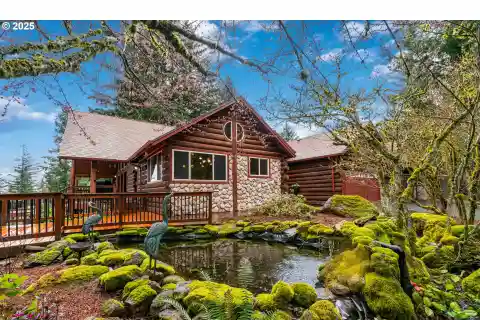 Versatile 12.66-acre Compound