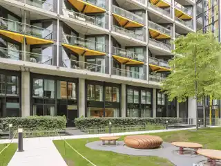 Beautiful Apartment in Sought-After Riverlight