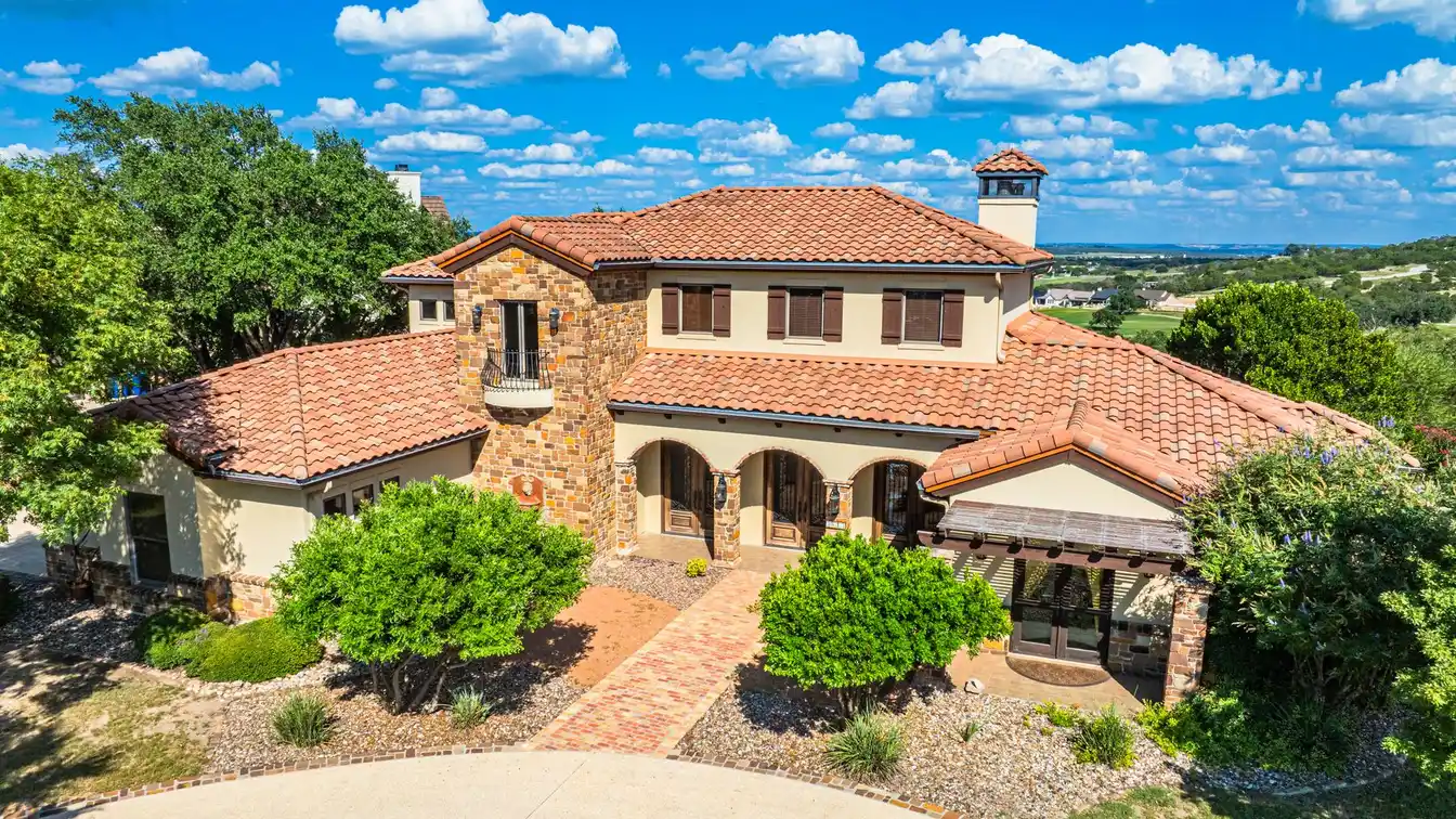 Exquisite Tuscan-style Estate in Prestigious Comanche Trace