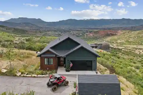 Well-Appointed Home in Timberlakes