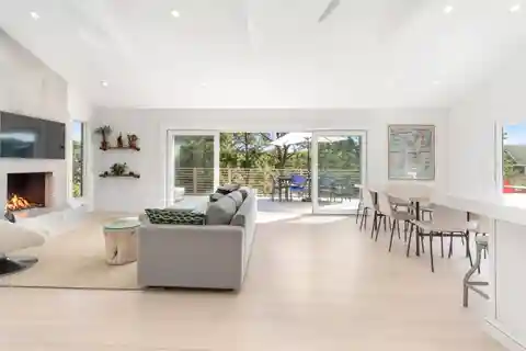 Newly Redone Rental Minutes from the Ocean