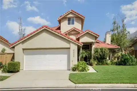 Gorgeously Upgraded Home in Country Meadows