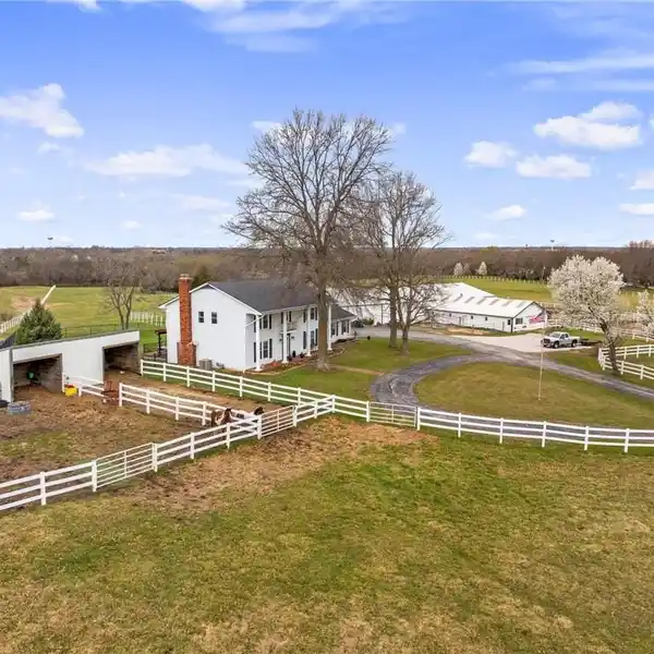 PICTURESQUE 20-ACRE HORSE PROPERTY