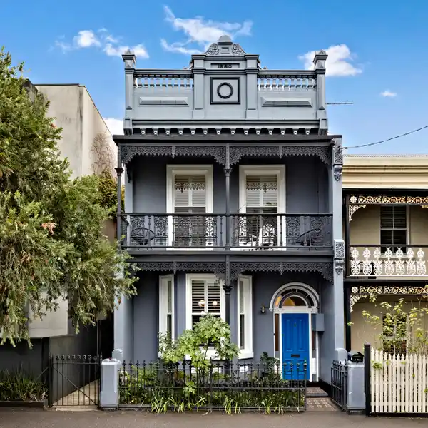 GRAND RESIDENCE BLENDING CHARM AND SOPHISTICATION