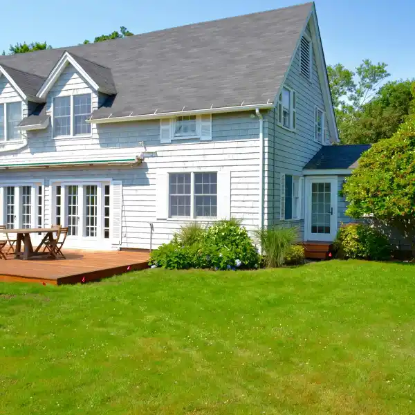 RECENTLY RENOVATED SOUTHAMPTON VILLAGE TRADITIONAL