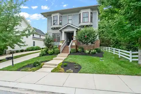 Beautiful Custom Home in Charming Benelli Park