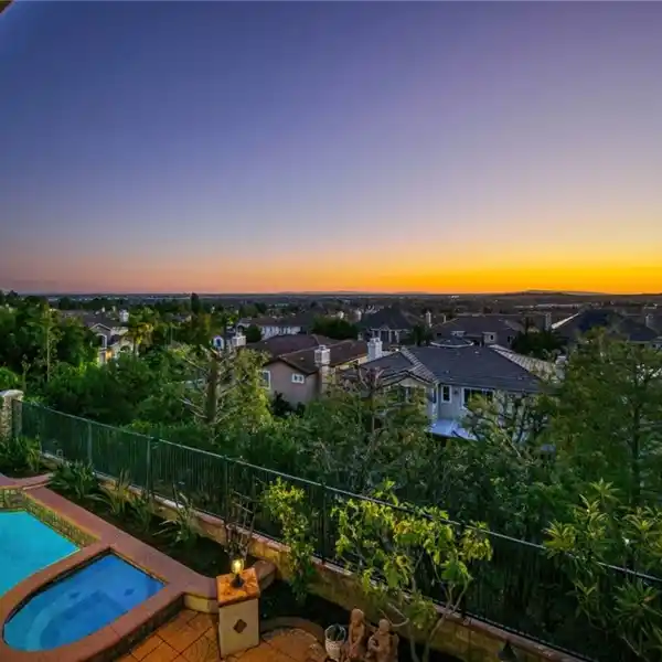 MONTECITO-INSPIRED LUXURY WITH SWEEPING COASTAL VIEWS