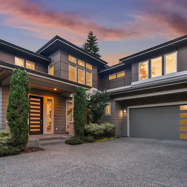 IMMACULATE HOME IN NORTH ROSE HILL