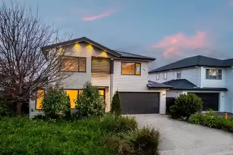 Immaculate Long Bay Home with Sea Views