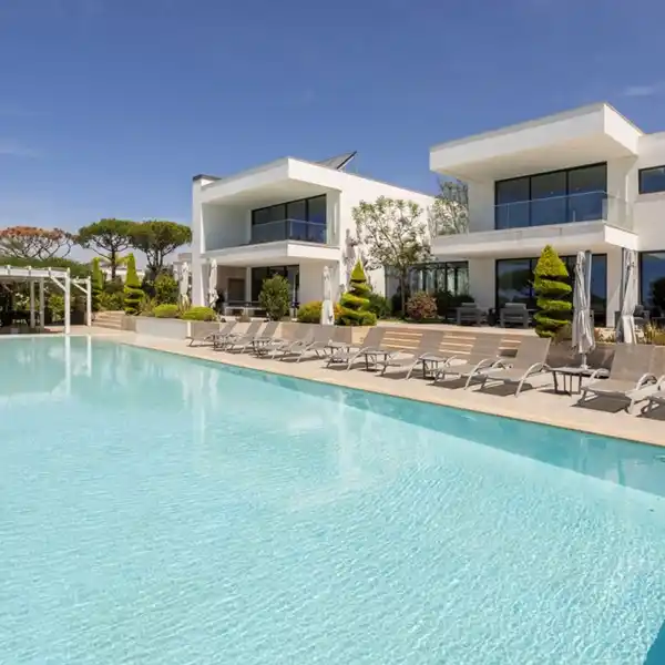 COMFORT AND STYLE IN PINHAL VELHO