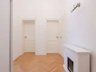 Stylishly Renovated Old Building Apartment with Balcony