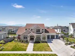 Remarkable Home on a Coveted Cul-de-sac