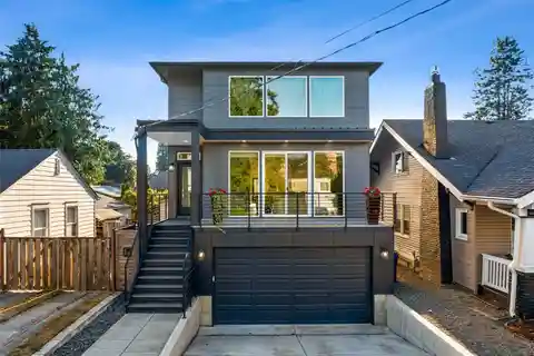Modern Elegance in North Tacoma
