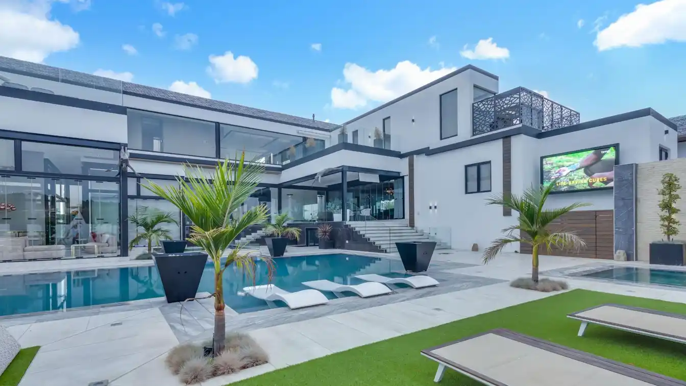 A Masterpiece of Luxury and Design