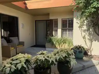Secluded Villa with Unique Frank Lloyd Wright Style