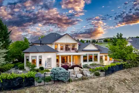 Timeless Luxury in the Boise Foothills