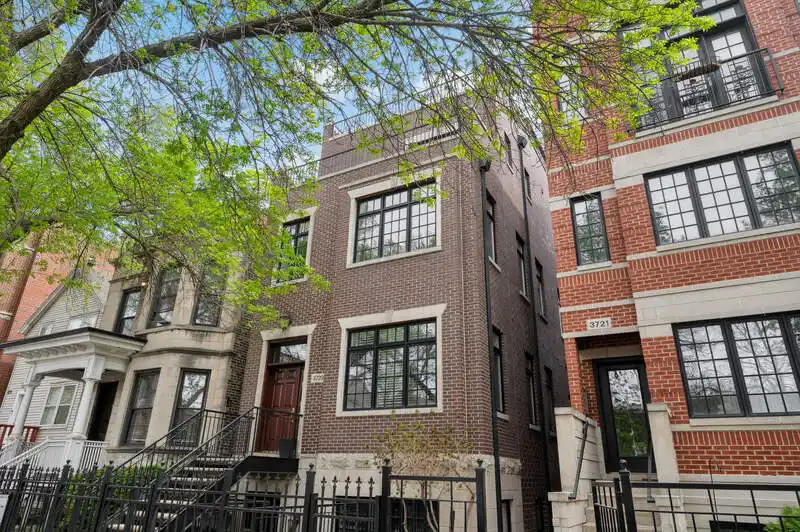 Exceptional Duplex-up Penthouse